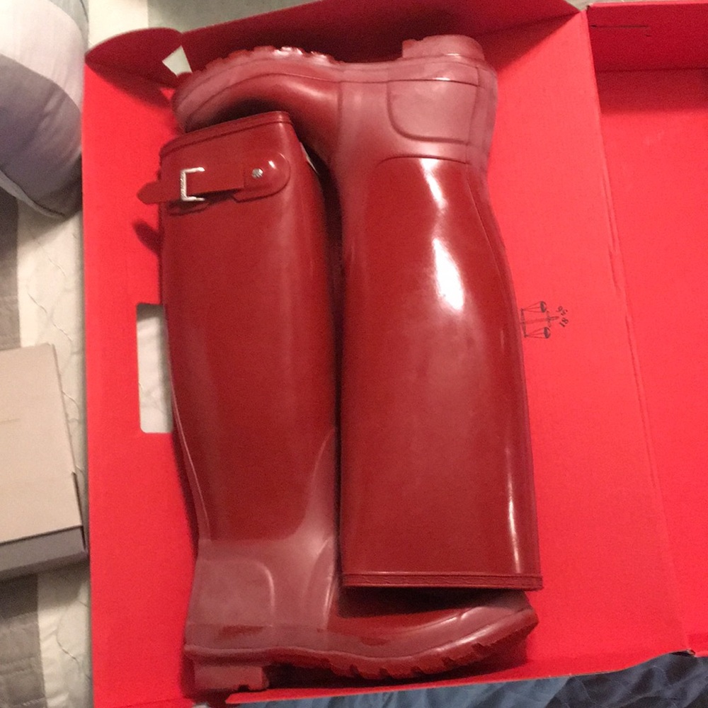 Red Glossy Hunter Rainboots